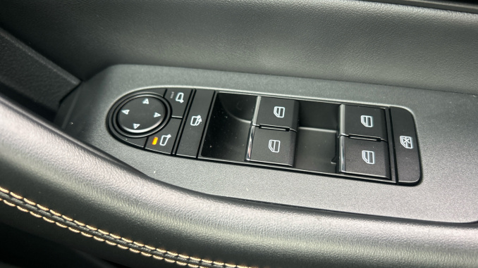 Mazda CX-60 2.5 PHEV Exclusive-Line 5dr Auto Estate - Image 37